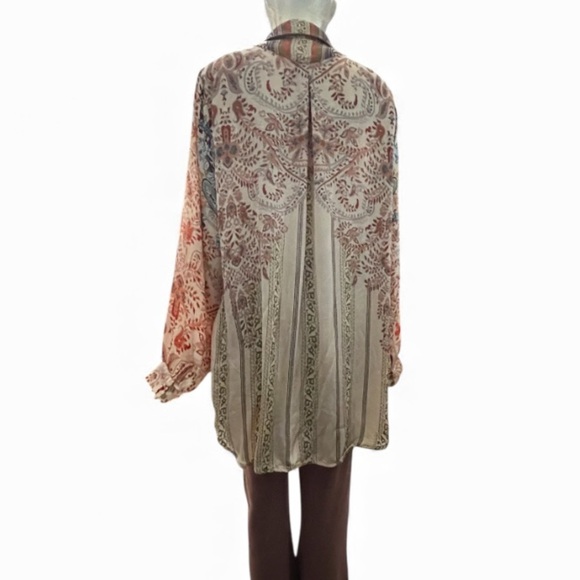 Toscee - Picture 2 of 8